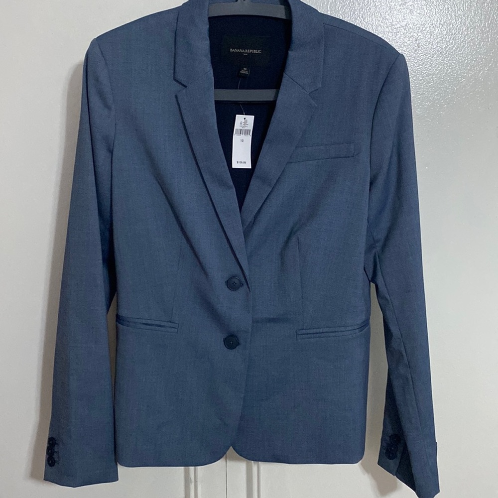 Blue pants suit
